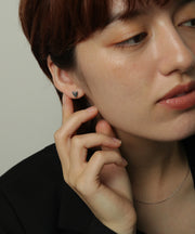 艶感のある光沢でスタイリッシュな雰囲気