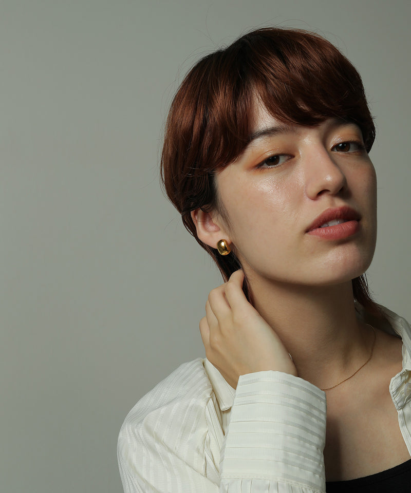 金属アレルギー対応 ミニニュアンスピアス サージカルステンレス