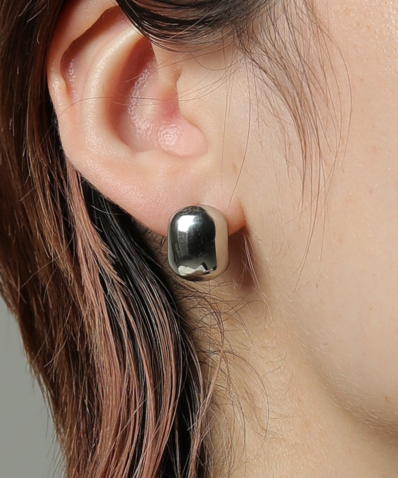 金属アレルギーを起こしにくいサージカルステンレス素材