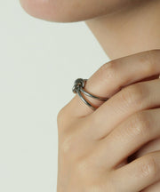 金属アレルギーを起こしにくいサージカルステンレス素材