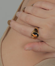 アレルギーを起こしにくいサージカルステンレス素材