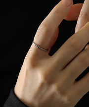 金属アレルギーを起こしにくいサージカルステンレス素材