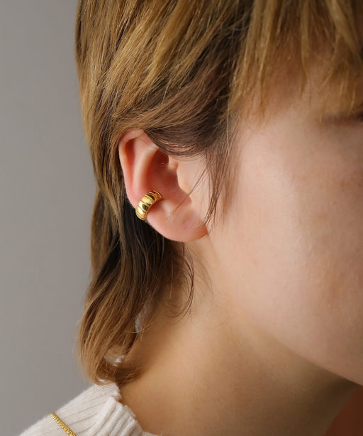 金属アレルギーを起こしにくいサージカルステンレス素材