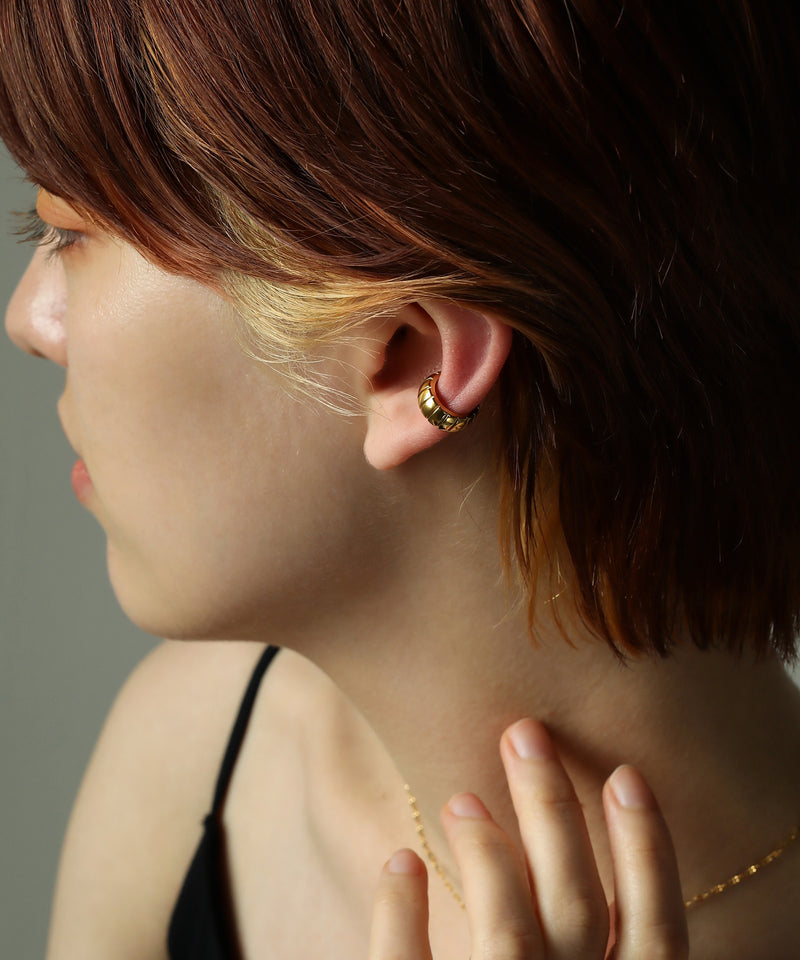 金属アレルギー対応 デザインカットフープイヤーカフ 片耳用 サージカルステンレス